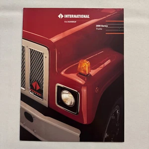 International Truck 2000 Series Sales Brochure Catalog Advertising - Picture 1 of 8