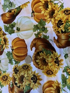 Fall Harvest Pumpkins 1 Fat Quarter 100% cotton quilt fabric - Picture 1 of 1