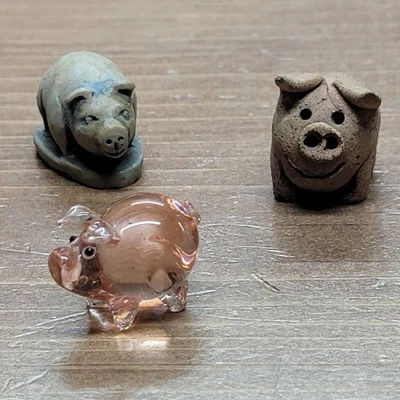 Lot of 3  Vintage Tiny Miniature Pigs Made from Hand Blown Glass, Clay, & Marble - Image 1 of 4