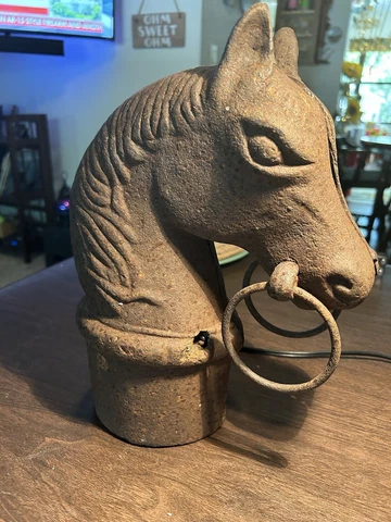 RARE ANTIQUE DOUBLE RING CAST IRON HITCHING POST HORSE HEAD TOPPER Cover