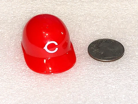 Cincinnati Reds Vintage 1980's Mini MLB Baseball Gumball Helmet New! Cover