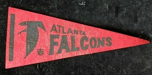 Vintage 1970s NFL Mini Pennant - ATLANTA FALCONS - Felt Football 4 x 9 - Picture 1 of 3