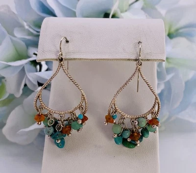 Pendientes colgantes de cornalina y calcedonia con cuentas de turquesa de ley .925 Foto 1 de 4
