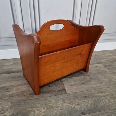 Porta riviste in legno vintage porta riviste di carta - stile retrò metà secolo - Immagine 1 di 4