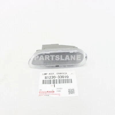 Luz de lámpara de cortesía OEM 81230-33010 Toyota Land Cruiser Lexus ES300 GX470 LX47070 Foto 1 de 2