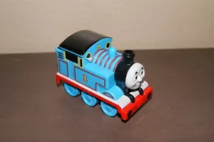 Thomas & Friends Thomas il treno Pull Back & Go Racer 2009 Mattel - Foto 1 di 6