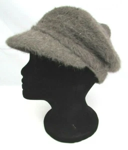 Nine West Womens Warm Grey Wool Newsboy Cabbie Winter Cap Hat NEW w/ Pom Pom - Picture 1 of 9