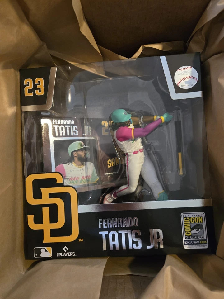 EN MANO Fernando Tatis Jr San Diego Padres Mcfarlane City Connect SDCC 2025 Foto 1 de 1