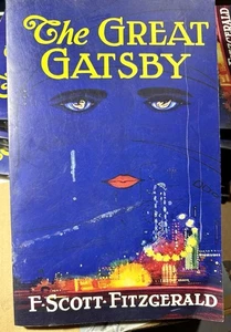 Il Grande Gatsby (1925 Edizione Copertina Autorizzata Di F. Scott Fitzgerald) NUOVO - Foto 1 di 3