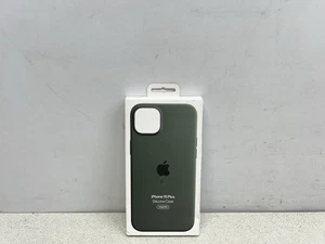 Apple - iPhone 15 Plus Silicone Case with MagSafe - Cypress - - Picture 1 of 3
