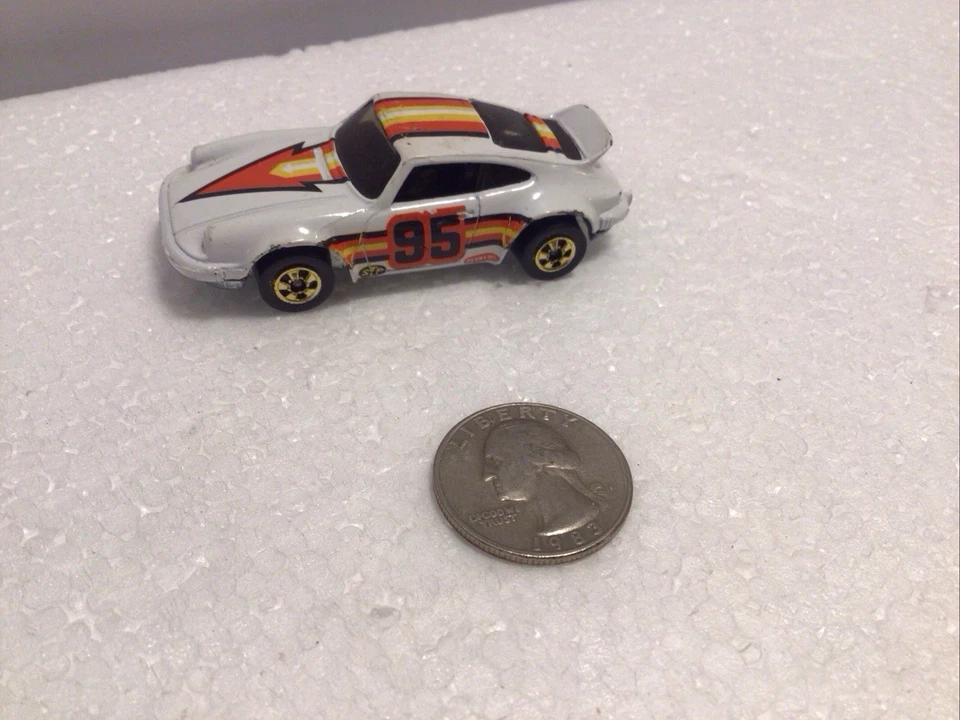 Hot Wheels P-911 Porsche #95 Buje Dorado Blanco Diecast Car Hong Kong ¡Bonito! Foto 1 de 1
