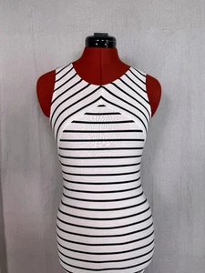Forever 21 Bodycon Dress Sleeveless White & Black Stripe Scoop Neck Sz S D413 - Picture 1 of 9