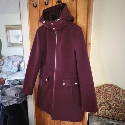 Chaqueta con capucha extraíble Siena Studio para mujer grande vino cremallera completa Foto 1 de 4