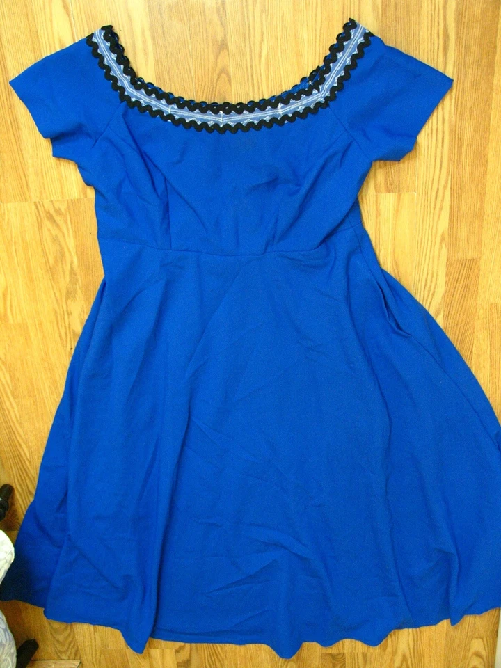 African Long Women Blue Traditional Dress - Image 1 of 4