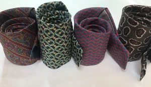 ST MICHAEL VINTAGE SILK TIES JOB LOT GOOD CONDITION DIFFERENT PATTERNS & COLOURS - Picture 1 of 22