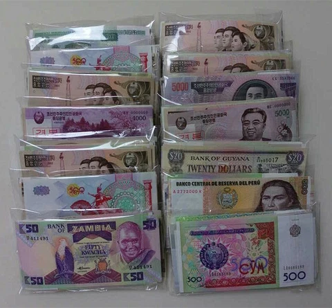 100 Different paper money collection ,worldwide UNC, new banknotes, all genuine! Cover