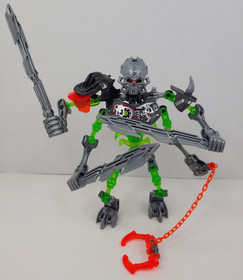 LEGO Skull Slicer 70792 BIONICLE 99% Complete