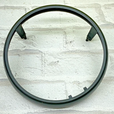 Bisel de faros Triumph Street Twin/Scrambler 900 negro mate parte # T2704032  Foto 1 de 4