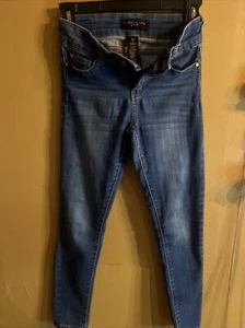 Celebrity Pink Jeans Girls Size 10 Blue Denim Skinny Stretch Lightweight - Picture 1 of 4