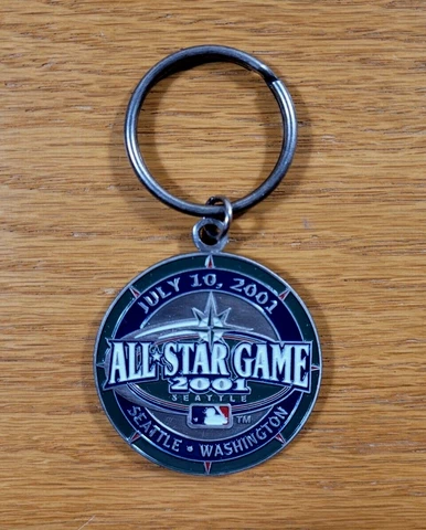 ALL-STAR GAME 2001 Host Seattle Mariners MLB Baseball Metal Key Ring Key Chain Cover