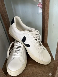 Zapatilla deportiva Veja Esplar de caña baja para mujer nueva sin etiquetas/B, blanca/negra, talla US 8/UE 39 - Imagen 1 de 9