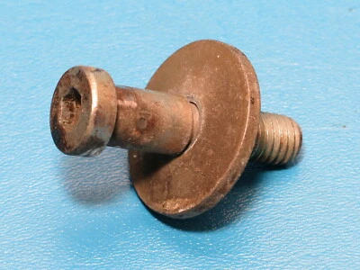 原装路虎门闩前锋 1987 - 1995 路虎揽胜经典发现 1 — 第 1/3 张图片