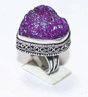 Anillo de joyería hecho a mano con forma de corazón de piedras preciosas druzy de titanio tamaño 8,5 pulgadas Foto 1 de 4