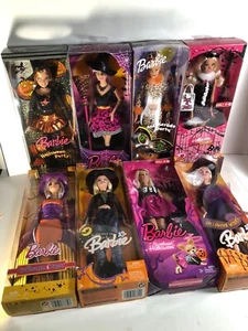 8er Set Barbie Halloween Barbies Neu in Schachteln - Bild 1 von 6