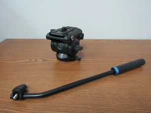 Benro S4PRO Fluid Video Head - Max Load 8.8 lb / 3.99 kg - Picture 1 of 6