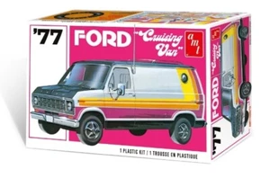 1977 Ford Cruising Van 1:25 Scale AMT Highly Detailed Plastic Kit - Picture 1 of 3