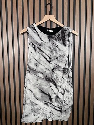 Helmut Lang Top Small Black & White Marble Abstract Keyhole Swing Jersey Stretch - Image 1 of 4