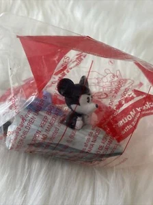 Juguete McDonald's Happy Meal #2 Mickey Mouse Mission Space Disney Runaway Railroad - Imagen 1 de 1