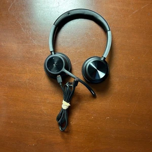 Poly Voyager 4320 UC Wireless Bluetooth Headphones Black USB-C Headset and Cord - Picture 1 of 6