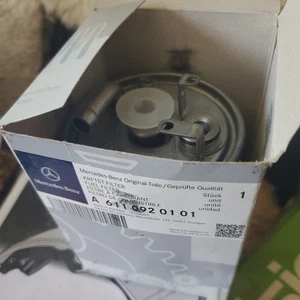 New Genuine Mercedes-Benz 903 Sprinter Fuel Filter A6110920101 - Picture 1 of 2
