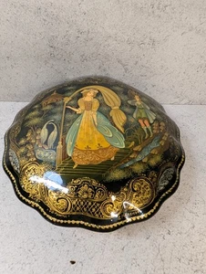 Palekh Lacquer Box 1992 - La pantofola Bashmachka - Firmato Krasnov - Dipinto a mano - Foto 1 di 10