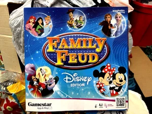 Family Feud Disney Edition Board Game Gamestar App & Play - Picture 1 of 6