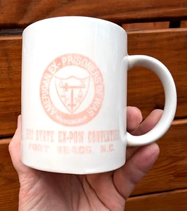 Tazza Mug AMERICAN EX PRIGIONIERI DI GUERRA 1993 Stato EX-POW Convenzione FORT BRAGG NC - Foto 1 di 14