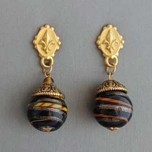 Vintage C. Stein Matte Gold Tone Earrings Fleur de Lis Large Glass Beads Black - Picture 1 of 8