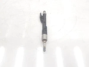 7645956 injector 13647645956 2106771 for BMW SERIE 7 F01F02 750I XDRIVE 2012 - Picture 1 of 7