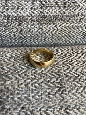 10K Gold 6mm Milgrain Half Round Wedding Band Ring Size 7 1/4 - Image 1 of 4