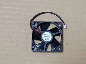 Panasonic UDQF4FH11-CR 5V 0,07A 4010 4CM 2-Pin Server Lüfter - Bild 1 von 4