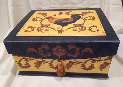 Organizing Essentials CAJA DE ALMACENAMIENTO DE REGALO DECORATIVO motivo de gallo granja grande Foto 1 de 4