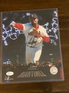 PEDRO MARTINEZ 8x10 AUTOGRAPH PHOTO JSA POSE 2 - Picture 1 of 1
