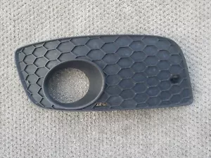 VW GOLF GTI JETTA MK5 FRONT BUMPER FOG LIGHT COVER GRILLE GRILL RIGHT SIDE 06-09 - Picture 1 of 4