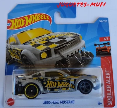 2005 FORD MUSTANG Gris hcv12-m521 HOT WHEELS 2022 SPOILER ALERT 3/5 Mattel New - Imagen 1 de 2