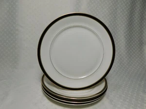 Set of 4 Mikasa Black Tie Dinner Plates L6206, Petite Bone - Picture 1 of 7