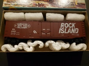 HO Scale Athearn RI 35062 Rock Island 50' Plug Door Box Car - Bild 1 von 2