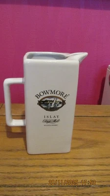 BOWMORE SINGLE MALT WHISKY PUB JUG BY BUCHAN POTTERY VERY RARE - Image 1 of 3