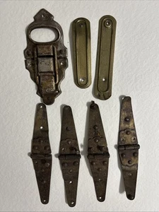 Vintage Steamer Trunk Latch And Hardware  - Picture 1 of 5