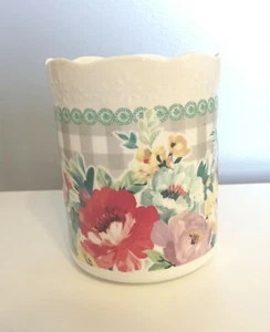The Pioneer Woman Crock Utensil Holder- Floral w/Gray Plaid- Scalloped Edge - Picture 1 of 5